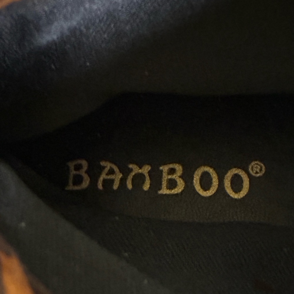 BAMBOO Elegant Black and Gold Footwear - Picture 9 of 11